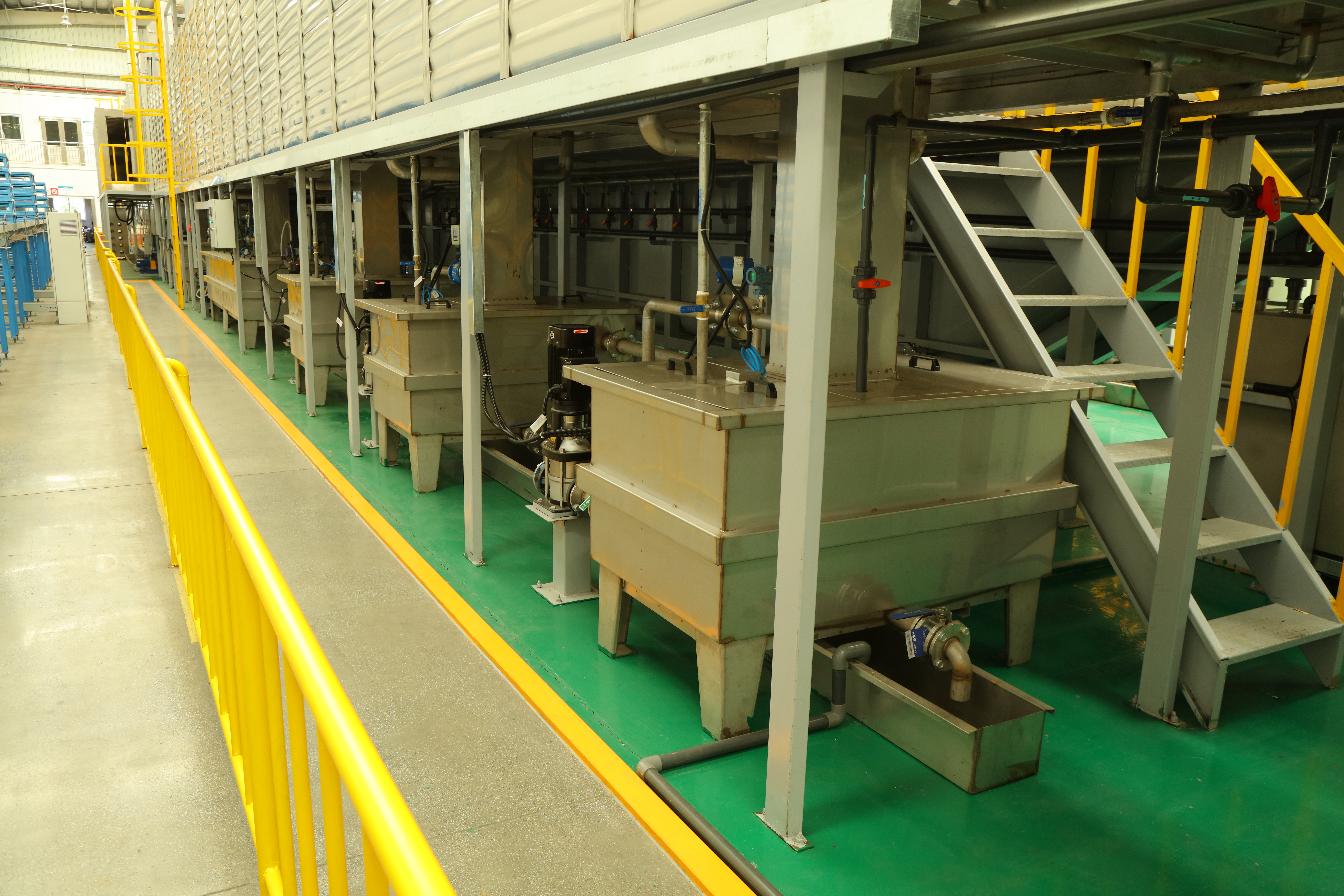 前处理水洗槽、磷化槽